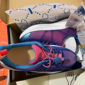 Luxury sneakers size 8 brand new